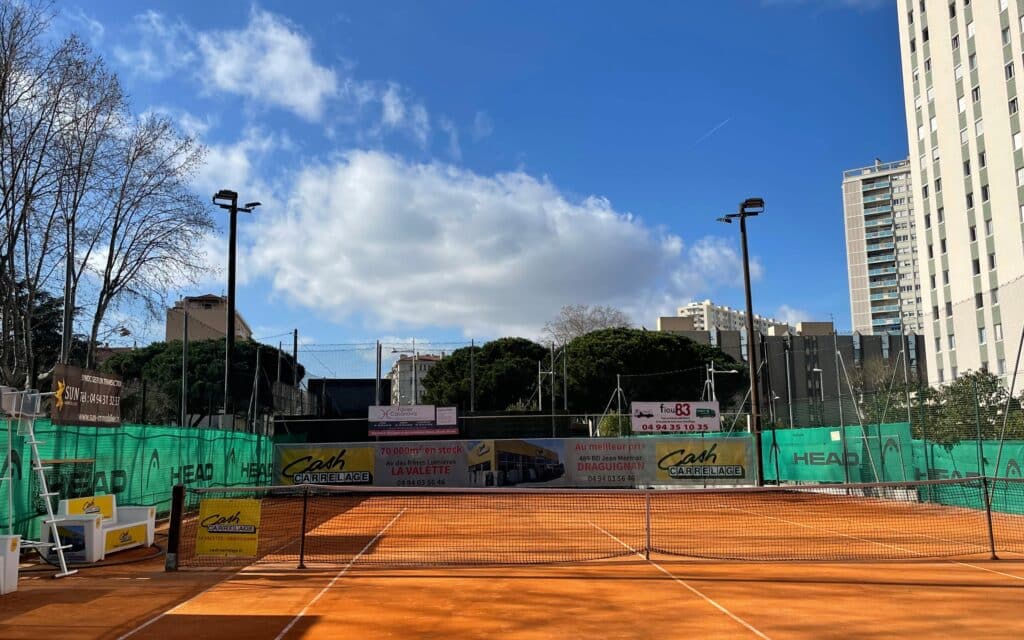 terrain de tennis