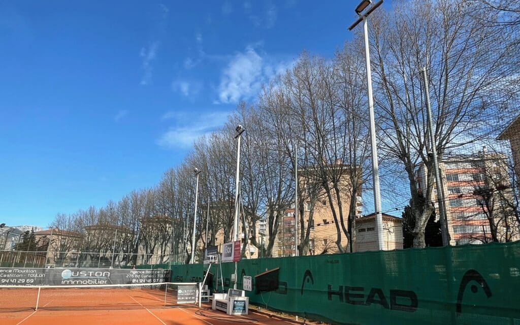 terrain de tennis