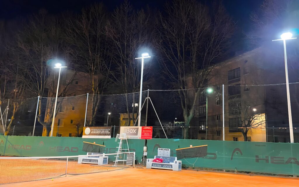 terrain de tennis