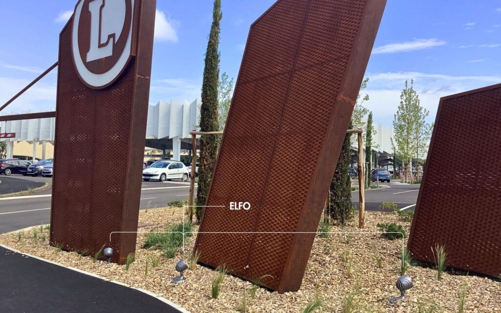 Eclairage urbain disano parking centre commercial elfo eclairage massif (1)